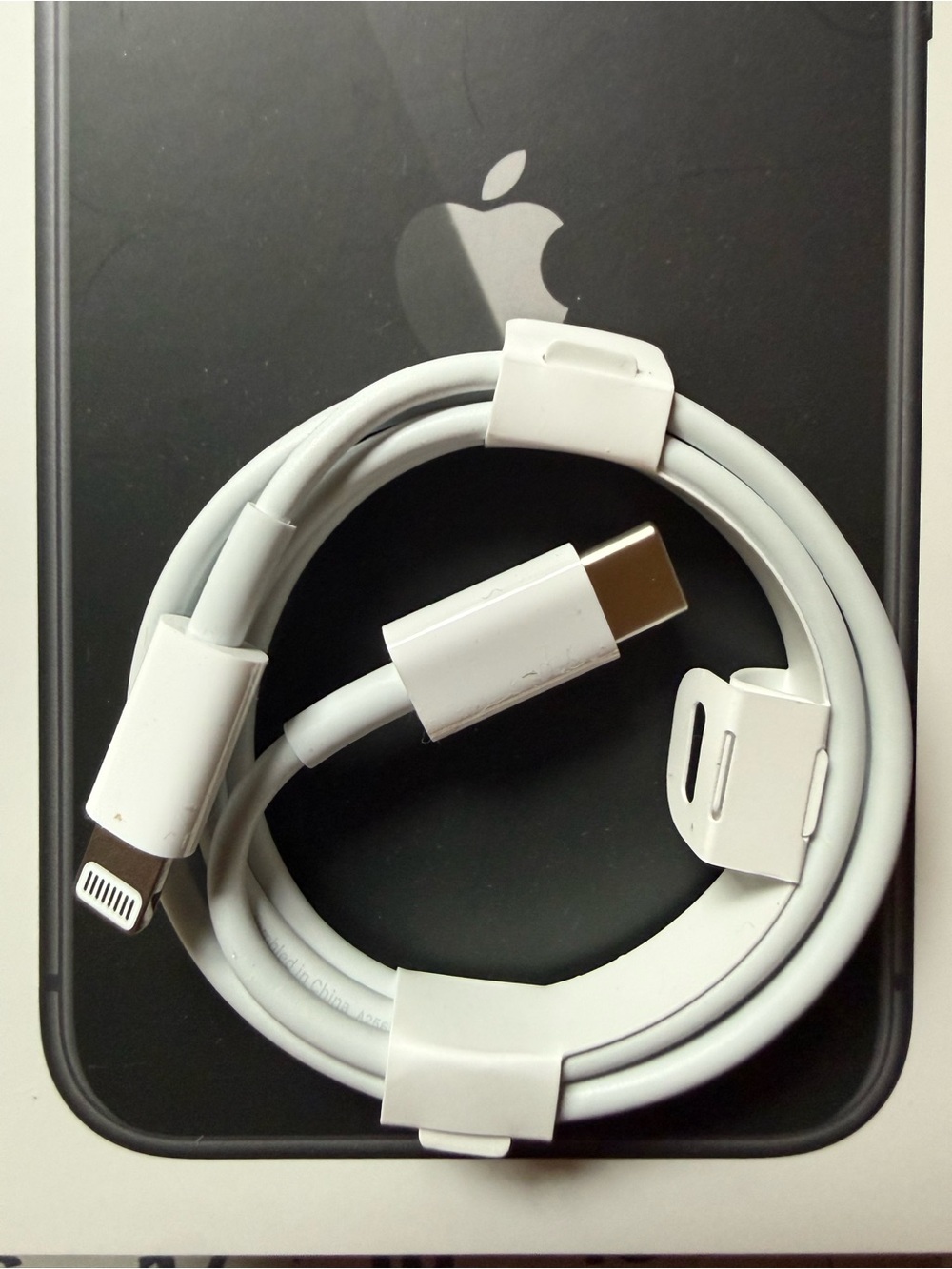 Apple USB‑C to Lightning Cable in White
